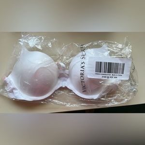 New Victoria’s Secret racer back bra 36 A